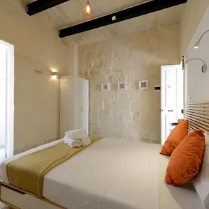 Private With Bathroom In Malta